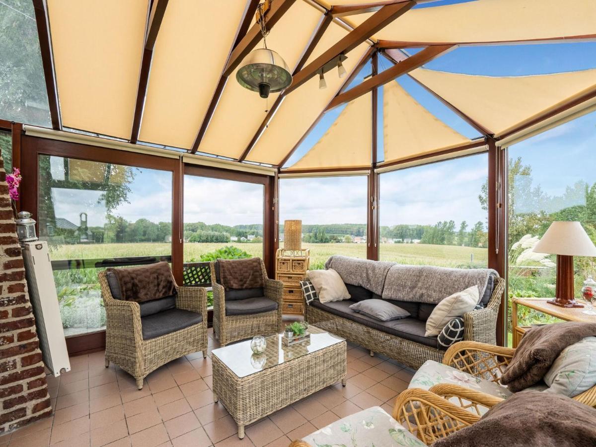 Stunning Holiday Home In Oombergen With Terrace And Garden Zottegem 外观 照片