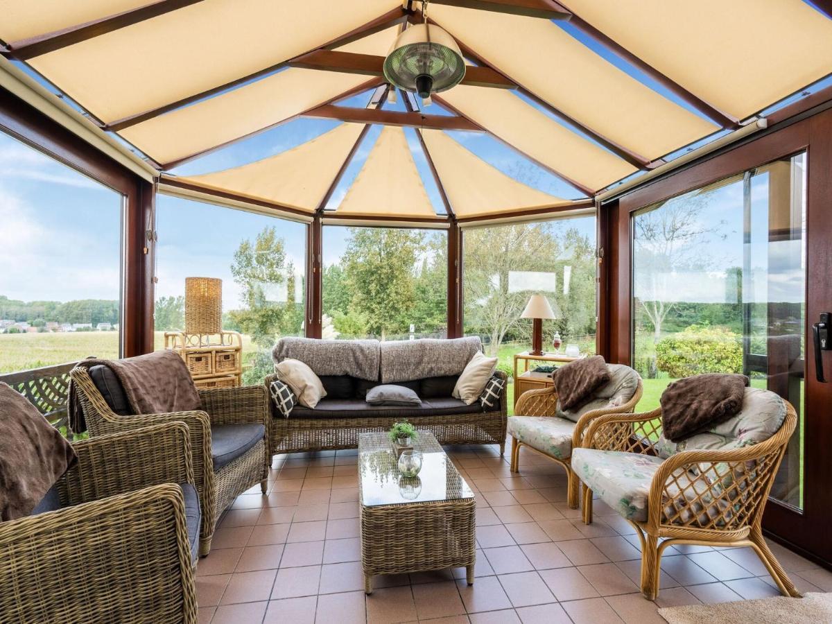 Stunning Holiday Home In Oombergen With Terrace And Garden Zottegem 外观 照片